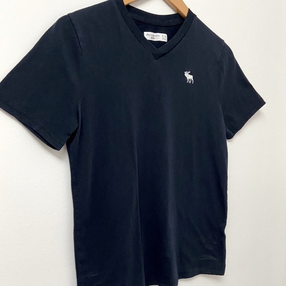 Abercrombie Kids Navy T-shirt 13/14 - Picture 4 of 5